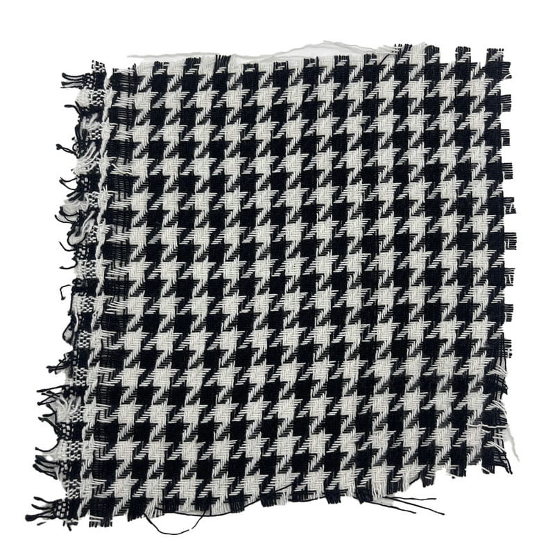 100 Polyester Houndstooth Fine Texture Woven Fabrics Para sa Kasuotan 2138