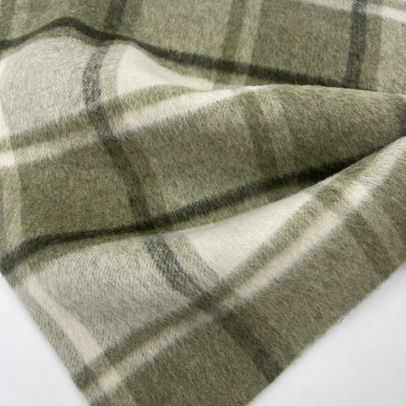 Green Plaid Shadow Wool Thick Woven Fabrics In Available Para sa Mga Kasuotan ZZH25001